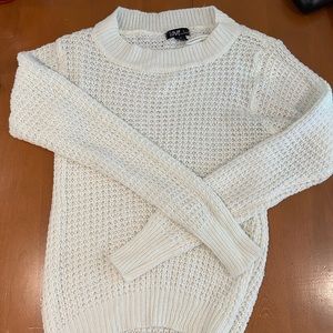 White womens sweater good condition